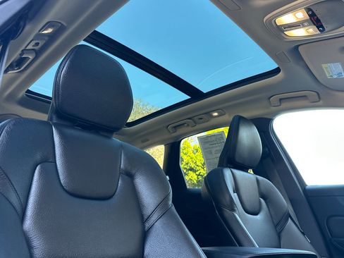 Certified 2023 Volvo XC60 T8 Plus w/ Protection Package Premier image 18