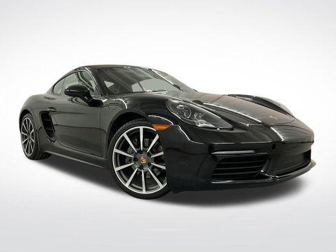Used 2017 Porsche 718 Cayman RWD image 4