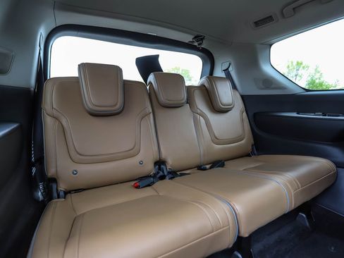 Used 2025 INFINITI QX80 Luxe AWD/4WD image 29