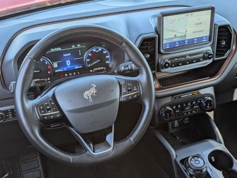 Used 2024 Ford Bronco Sport Outer Banks w/ Tech Package image 11