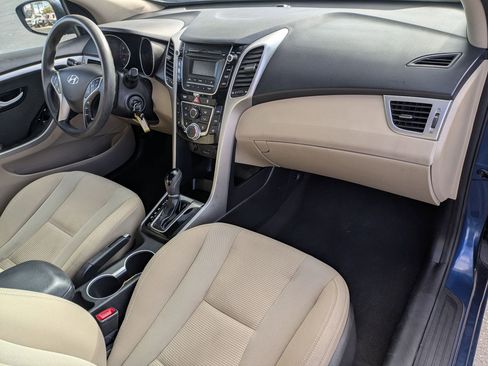 Used 2015 Hyundai Elantra GT image 10