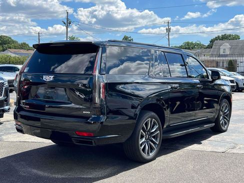 Used 2023 Cadillac Escalade ESV Sport Platinum AWD/4WD image 5