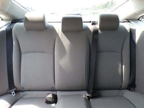 Used 2020 Honda Civic LX image 19