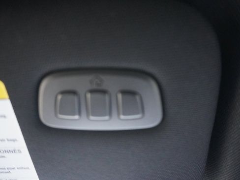 Certified 2025 Ford Explorer ST-Line w/ Premium Package image 17