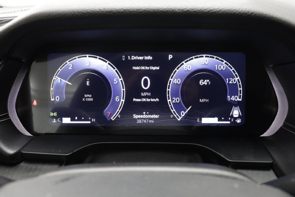 Used 2023 Jeep Grand Cherokee L Altitude AWD/4WD image 8