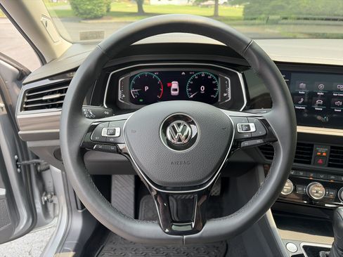 Used 2020 Volkswagen Jetta SEL FWD image 28
