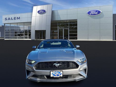 Used 2023 Ford Mustang Premium image 8