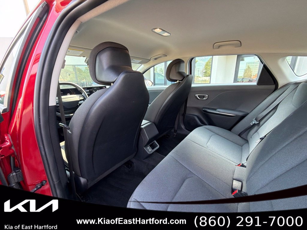 Used 2025 Kia K4 FWD image 19