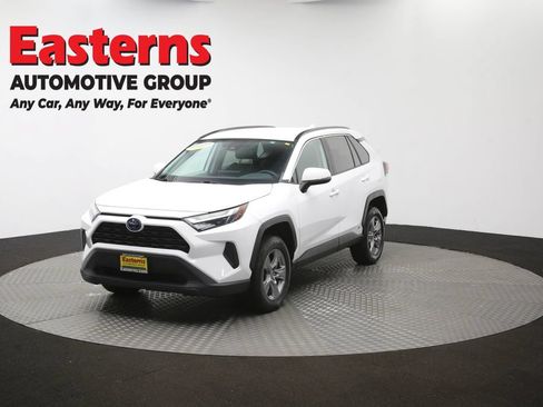 Used 2022 Toyota RAV4 XLE AWD/4WD image 54