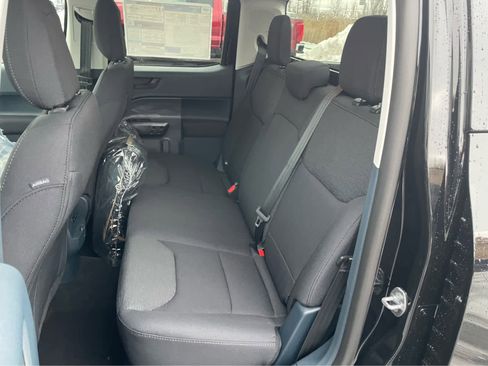 New 2025 Ford Maverick XL w/ Equipment Group 101A image 29