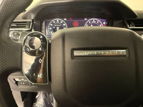 Used 2019 Land Rover Range Rover Velar R-Dynamic SE AWD/4WD image 18