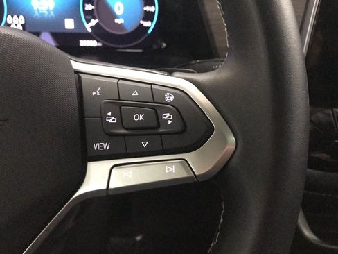 Used 2024 Volkswagen Atlas SEL AWD/4WD image 22