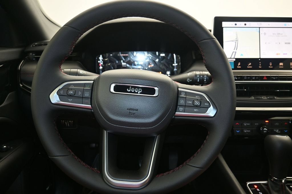 New 2026 Jeep Compass Trailhawk w/ Sun, Sound & Navigation Group AWD/4WD image 14