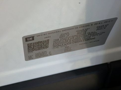 Used 2021 Chevrolet Equinox LT FWD image 32