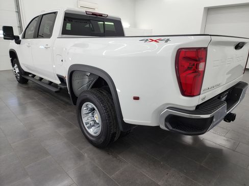 Used 2025 Chevrolet Silverado 3500 LT w/ All Star Edition image 6