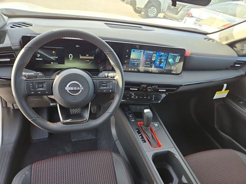 New 2026 Nissan Kicks SR image 34