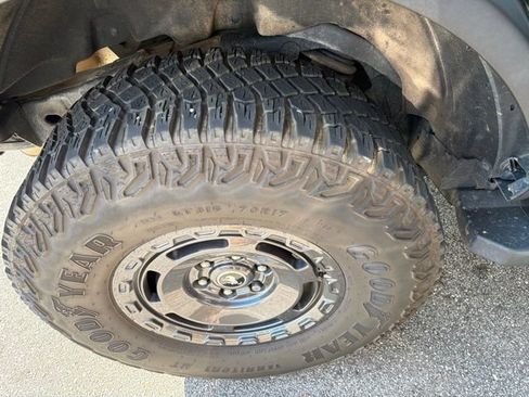 Used 2024 Ford Bronco Outer Banks AWD/4WD image 14