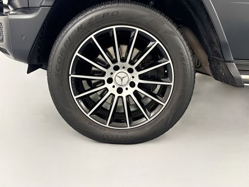Used 2023 Mercedes-Benz G 550 G 550 image 34