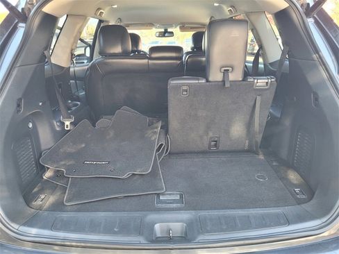 Used 2013 Nissan Pathfinder Platinum w/ Cargo Pkg image 26