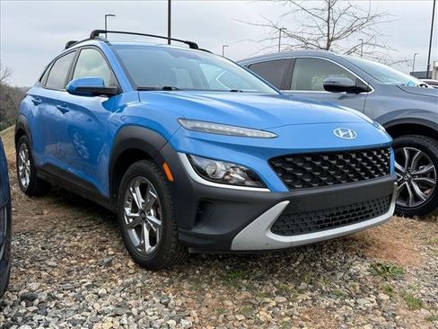 Used 2022 Hyundai Kona SEL image 1