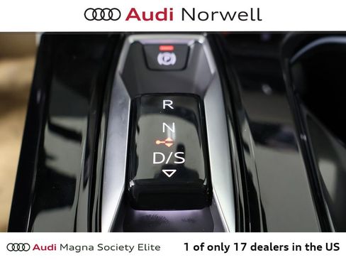 New 2026 Audi Q5 Premium image 3