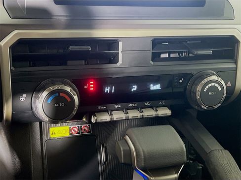 Certified 2025 Toyota Tacoma SR5 image 15