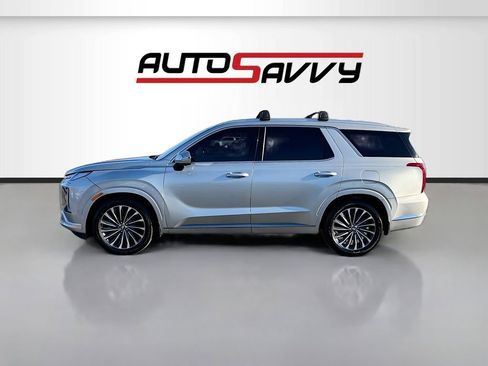 Used 2024 Hyundai Palisade Calligraphy FWD image 4