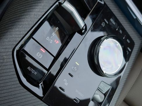 New 2026 BMW X3 xDrive30 w/ Premium Package image 10