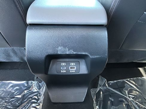 Used 2024 Subaru Crosstrek 2.0i Premium AWD/4WD image 26
