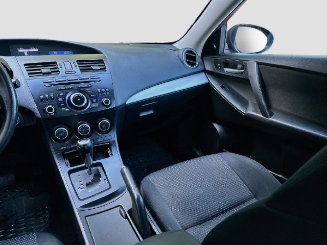 Used 2013 MAZDA MAZDA3 i Touring FWD image 22