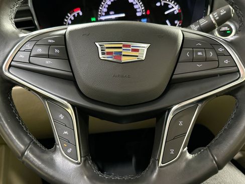 Used 2019 Cadillac XT5 Luxury image 20