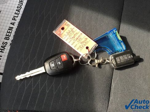 Used 2018 Toyota Tacoma SR5 image 58