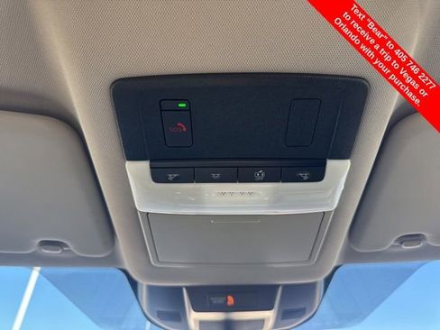 Used 2022 Nissan Rogue SV image 29