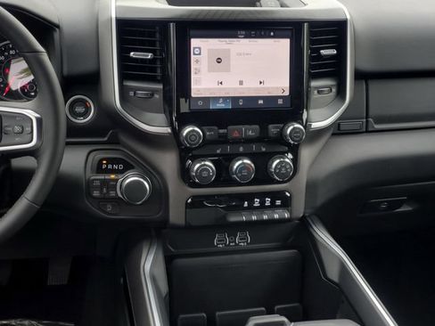 New 2026 RAM 1500 Big Horn AWD/4WD image 17