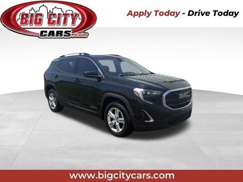Used 2019 GMC Terrain SLE AWD/4WD image 1