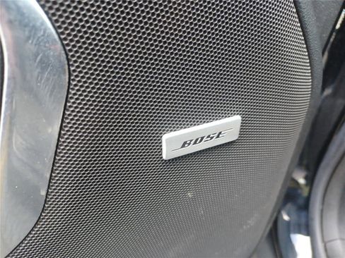 Used 2022 Chevrolet Tahoe Z71 w/ Z71 Off-Road Package image 16