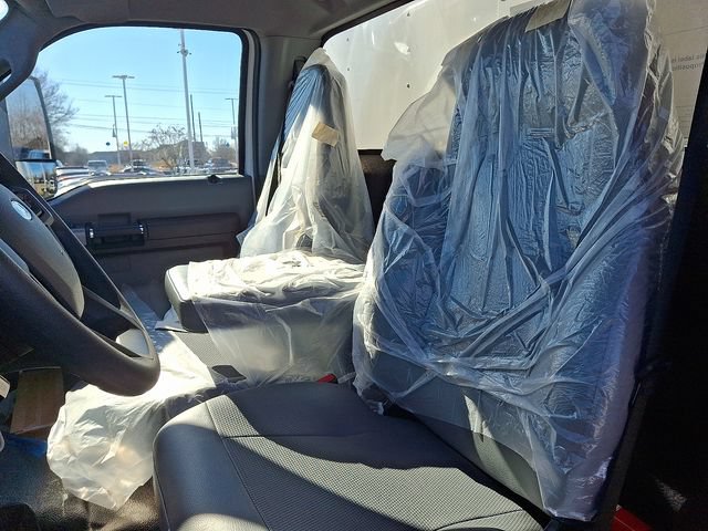 Used 2023 Ford F650 2WD Regular Cab Super Duty image 12