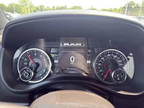 Used 2022 RAM 1500 Big Horn AWD/4WD image 17