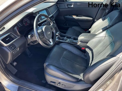 Used 2018 Kia Optima EX w/ Premium Package image 9