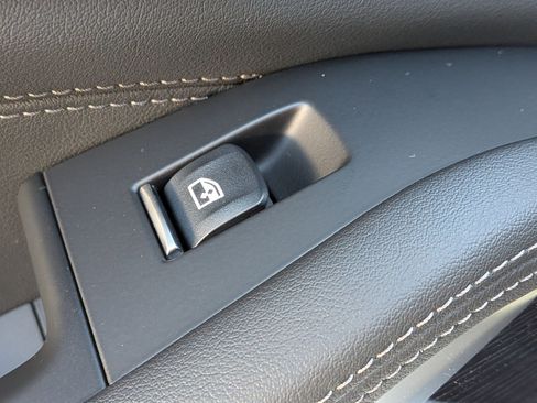 New 2026 BMW X5 xDrive40i w/ M Sport Package image 29