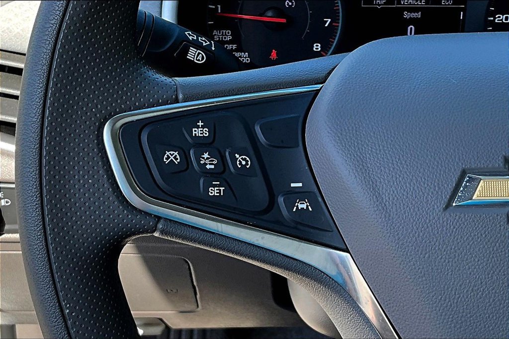 Used 2025 Chevrolet Malibu LT FWD image 12