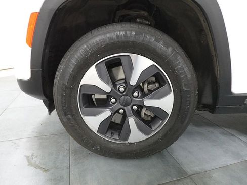 Used 2023 Jeep Grand Cherokee 4WD 4xe image 35