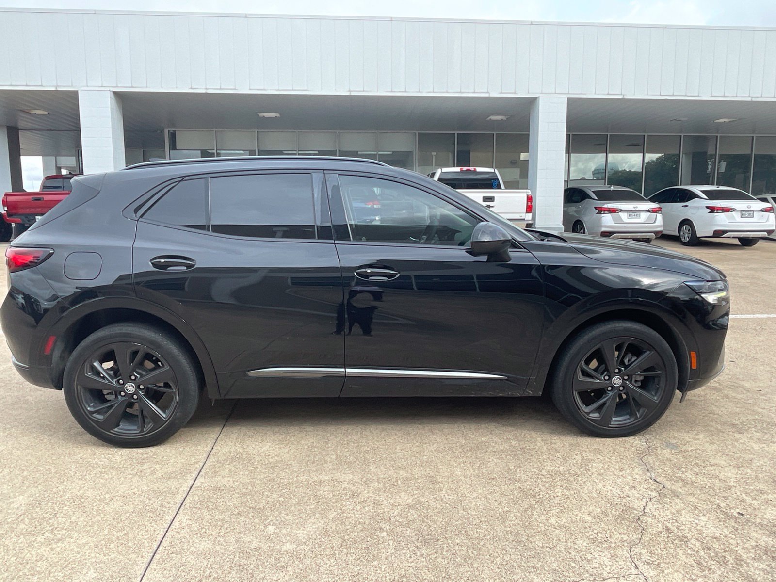 Used 2023 Buick Envision Essence w/ Sport Touring Package FWD image 18