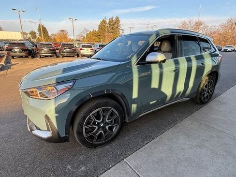 Used 2023 BMW X1 xDrive28i image 3