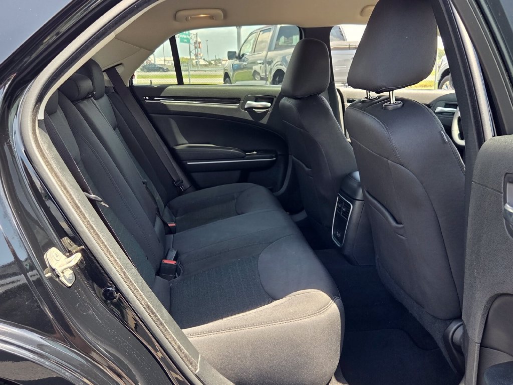 Used 2023 Chrysler 300 Touring w/ Sport Appearance Package RWD image 13