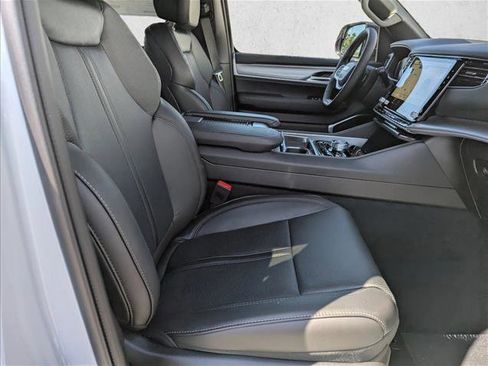 New 2026 Jeep Grand Wagoneer 4WD image 29