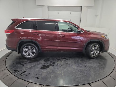 Used 2018 Toyota Highlander Limited image 11