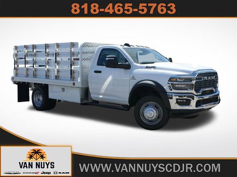 New 2026 RAM 5500 Tradesman w/ Chrome Appearance Group image 1