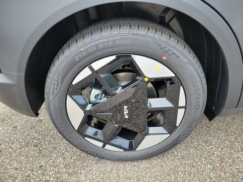 New 2027 Kia Seltos S FWD image 10