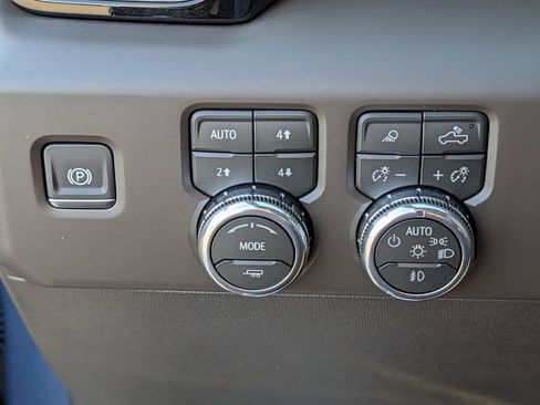 Used 2026 GMC Sierra 2500 Denali AWD/4WD image 23